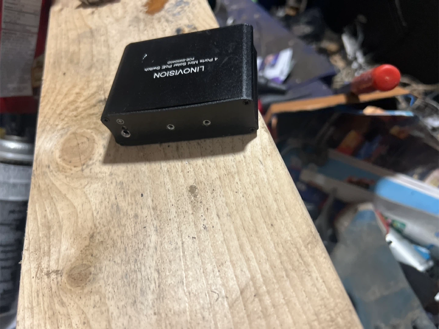 LINOVISION 4 Ports Mini Solar PoE Switch - photo 2