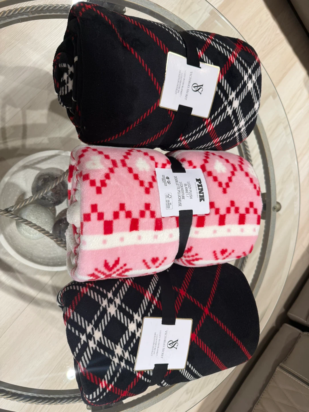 Victorias secret pink blankets