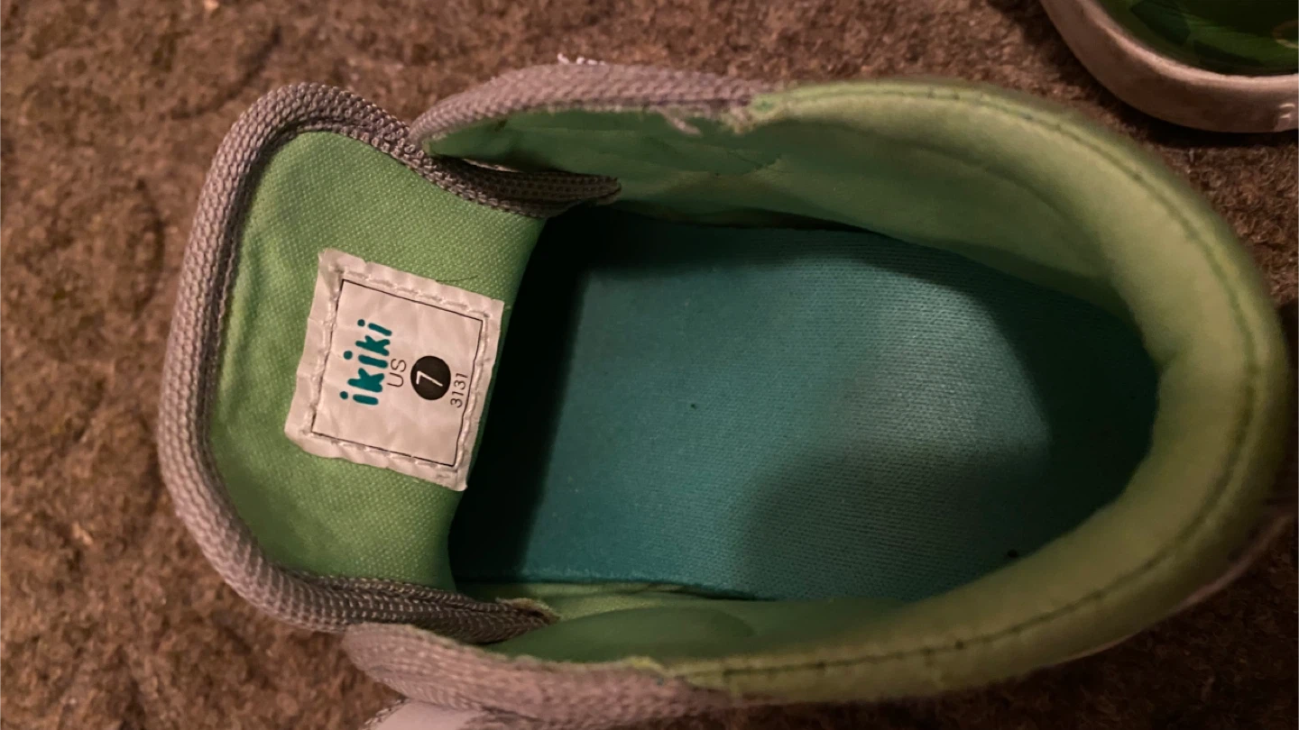 Ikiki Toddler Dinosaur Hook and Loop Sneakers Size 7 - photo 5