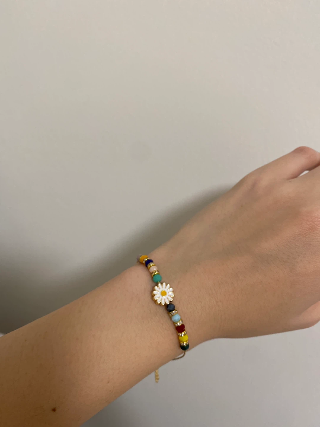 Daisy Charm Beaded Bracelet - photo 2