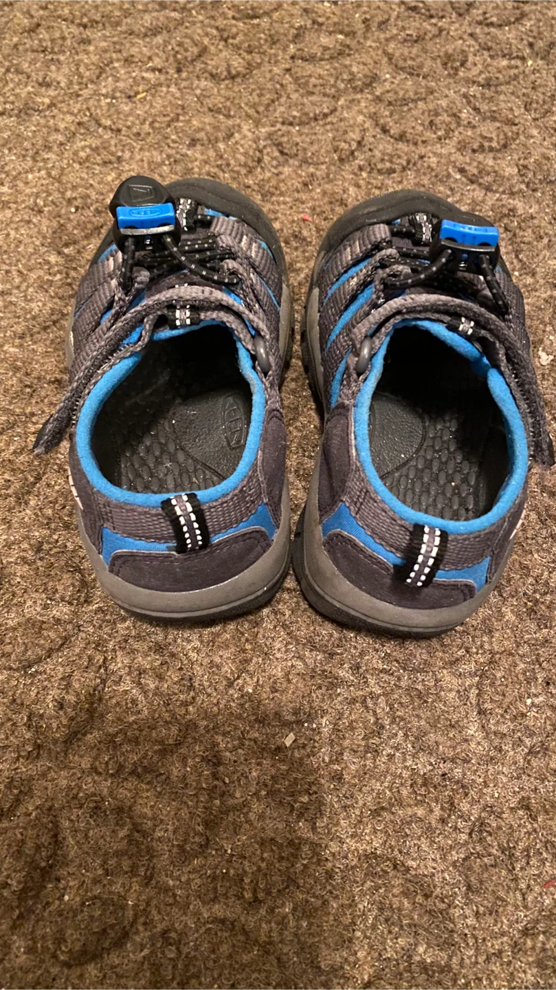 Keen Kids' Water Sandals Size 8 - photo 2