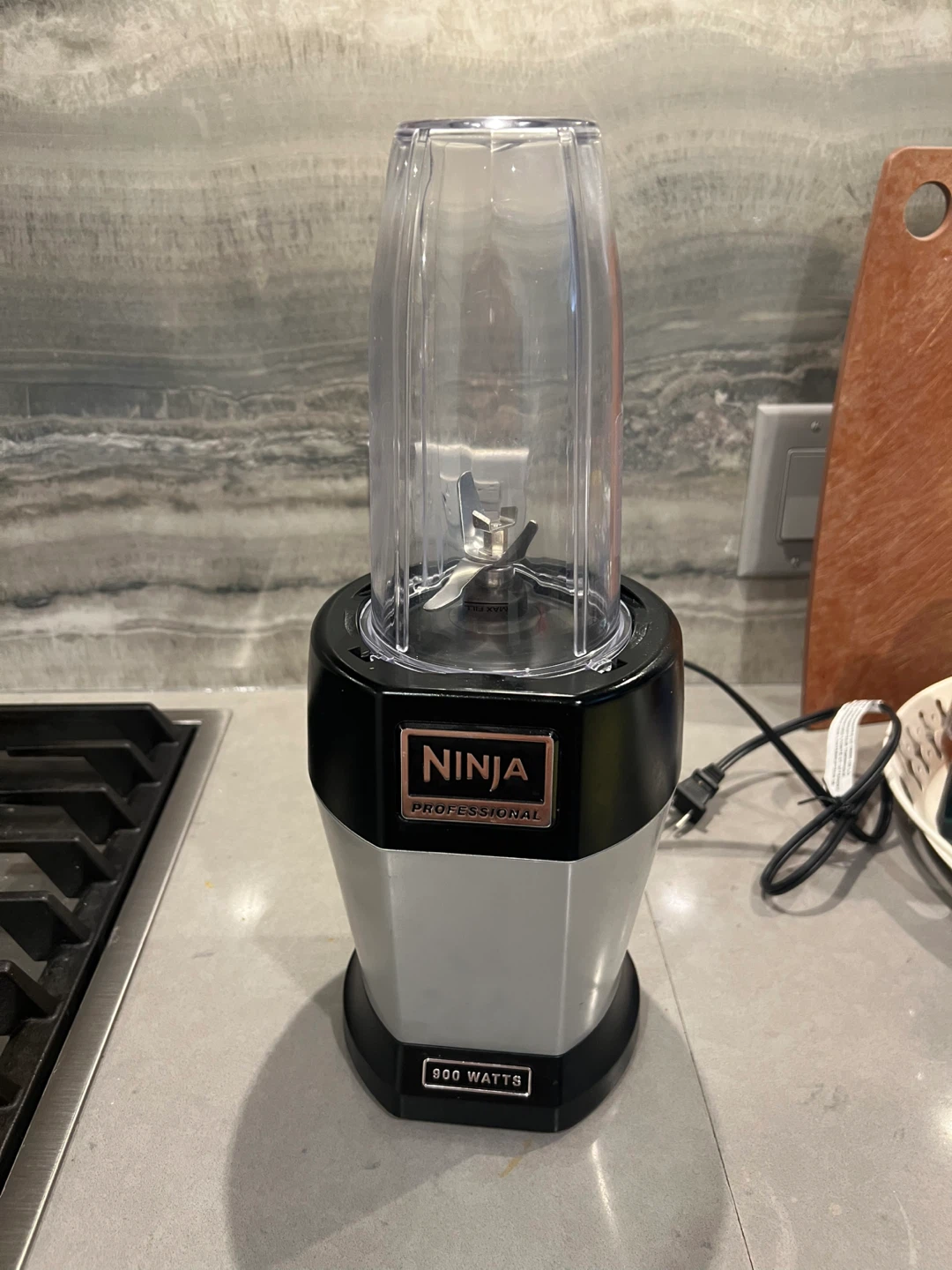 Ninja Professional 900W Blender Base with Cup