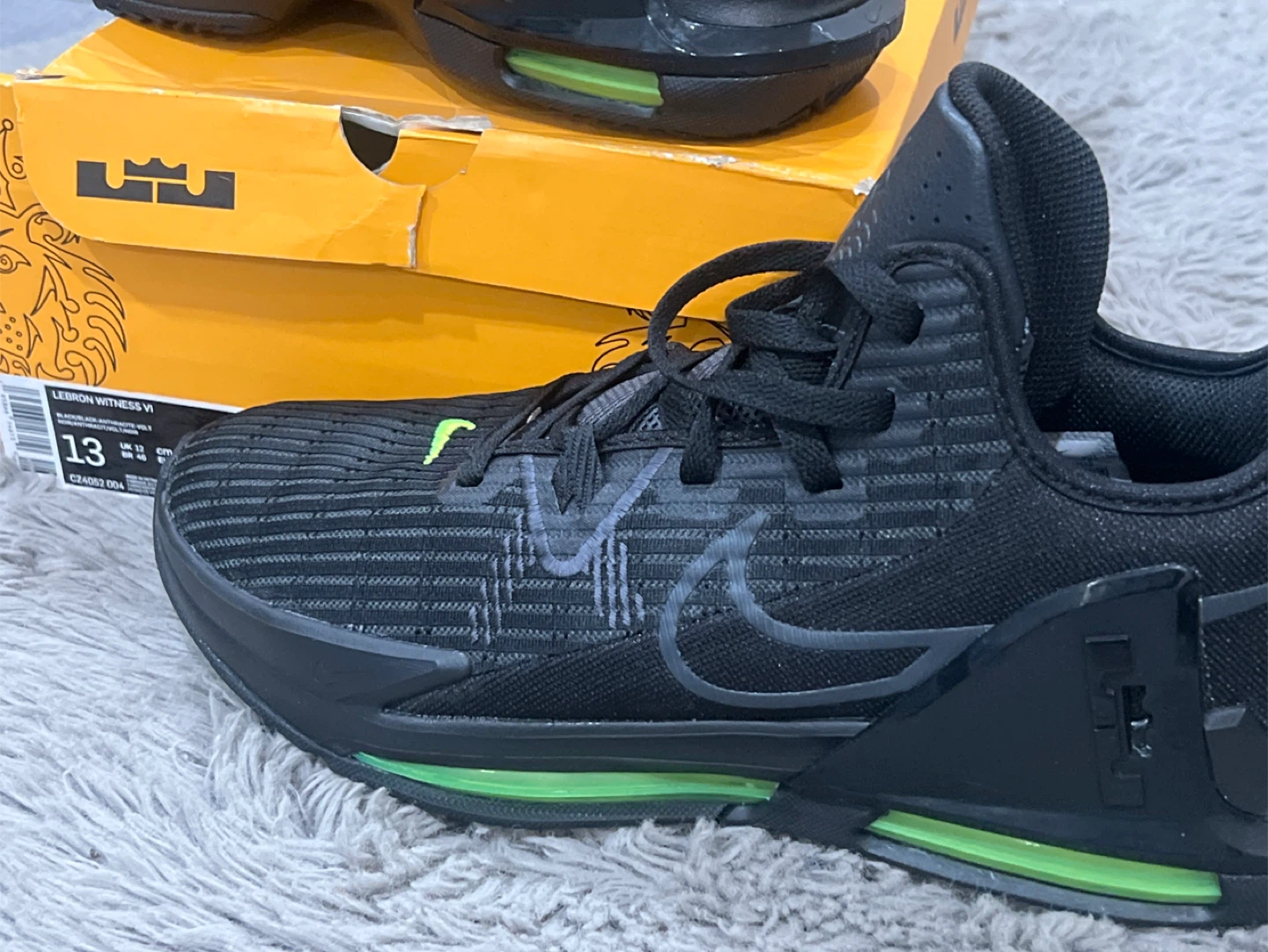 Nike LeBron Witness VI Basketball Shoes Black/Volt Size 13