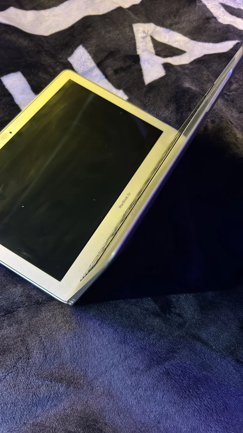 Apple MacBook Air Laptop - photo 3