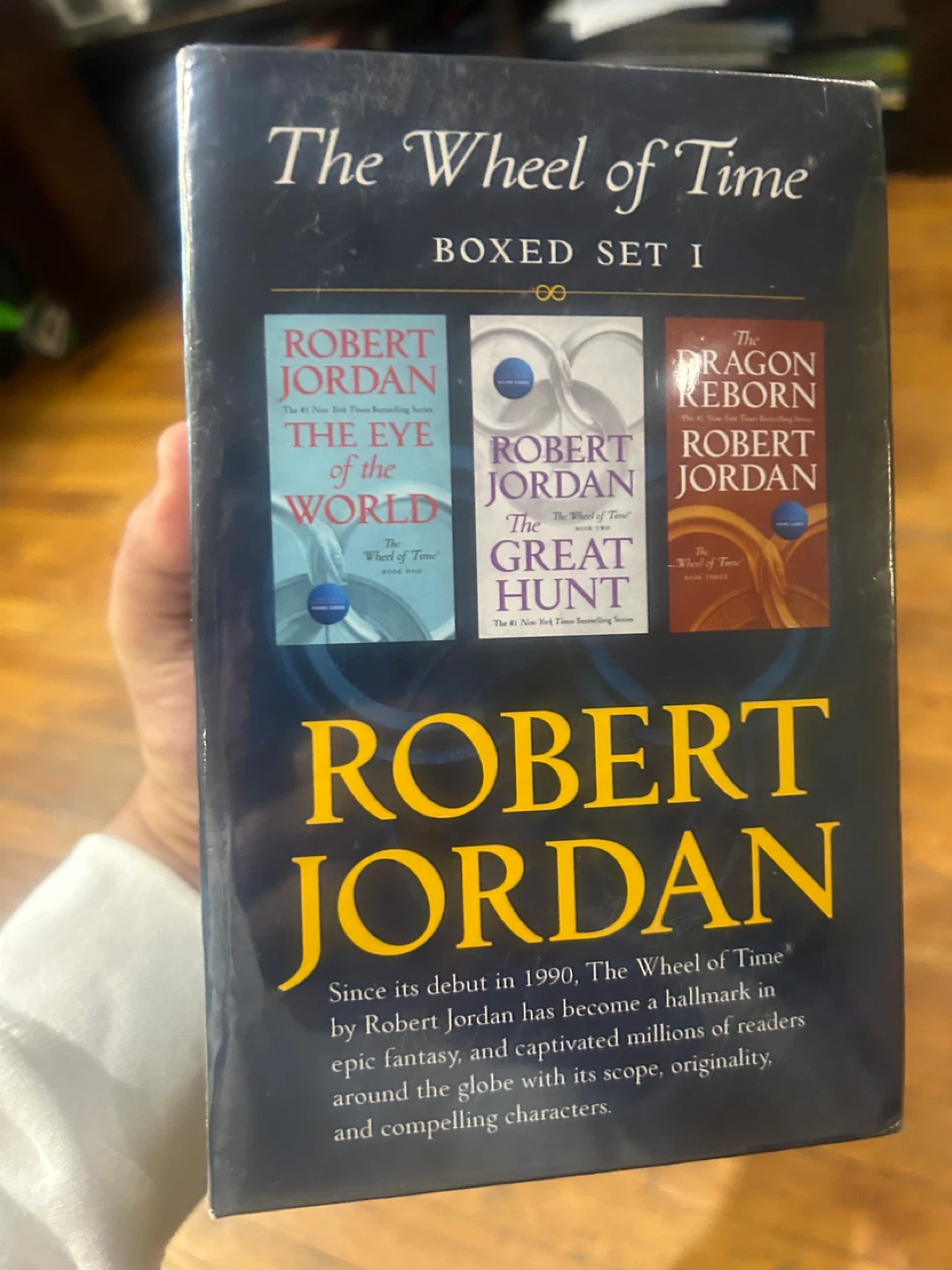 Robert Jordan The Wheel of Time Boxed Set I Books 1-3 - photo 4