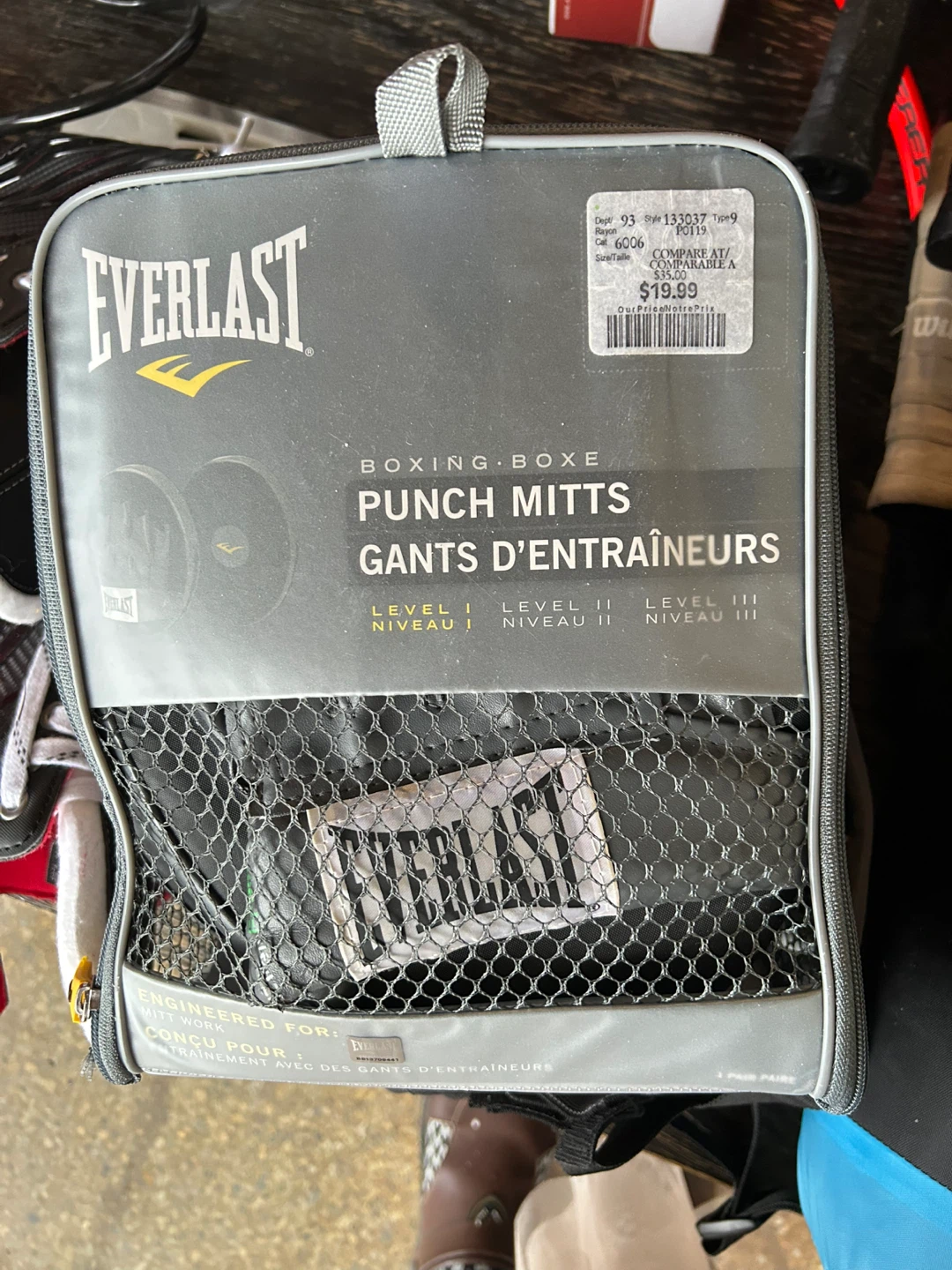 Everlast Pro Style Training Punch Mitts 16 oz - photo 2