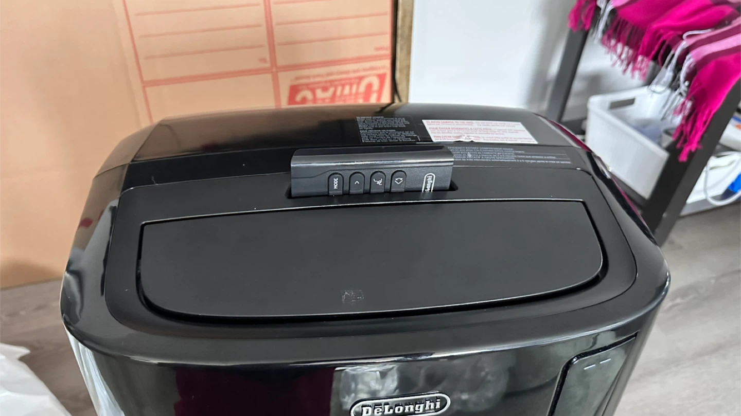 De’Longhi Pinguino Portable AC 14,000 BTU (Used, Good Condition) - photo 3