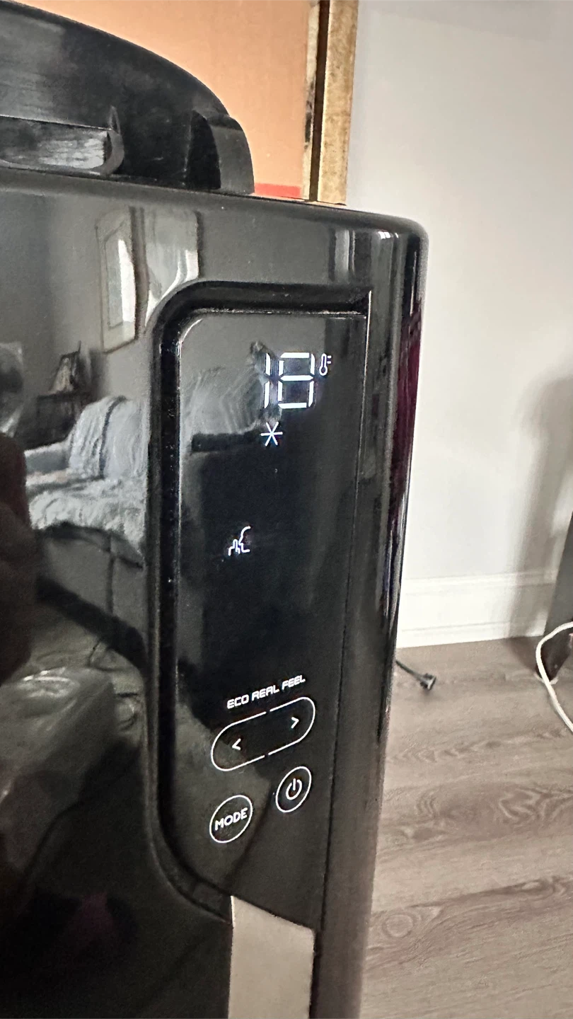 De’Longhi Pinguino Portable AC 14,000 BTU (Used, Good Condition) - photo 4