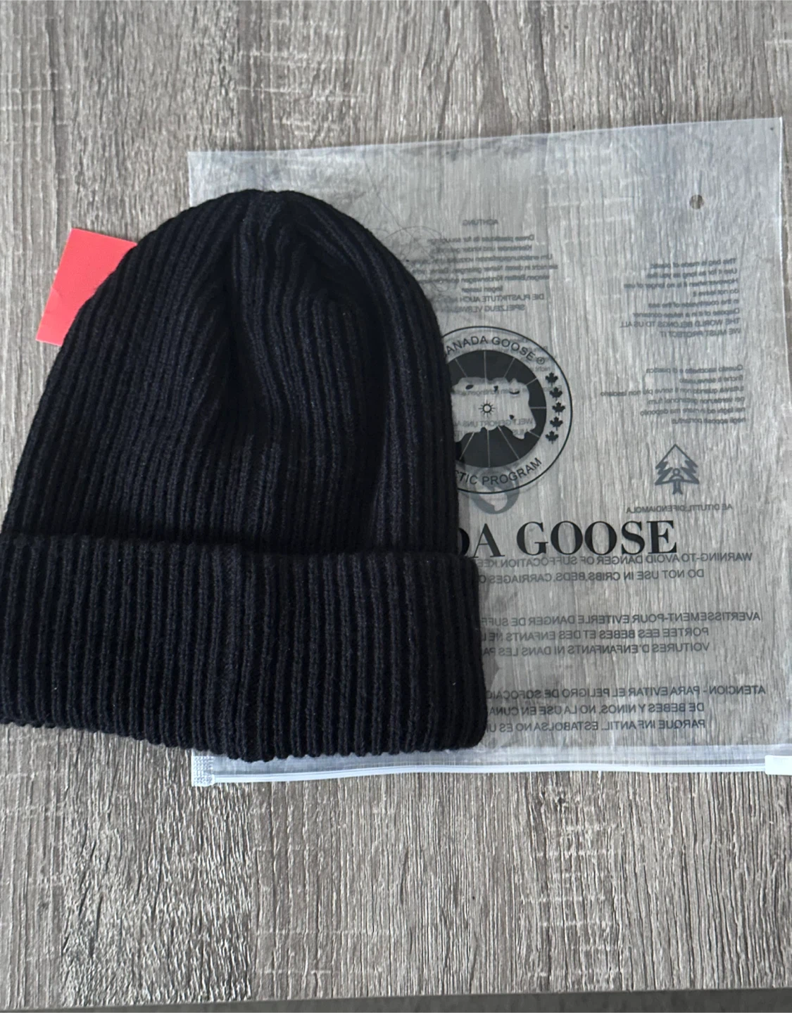 Canada Goose Black Ribbed Beanie Hat - photo 5