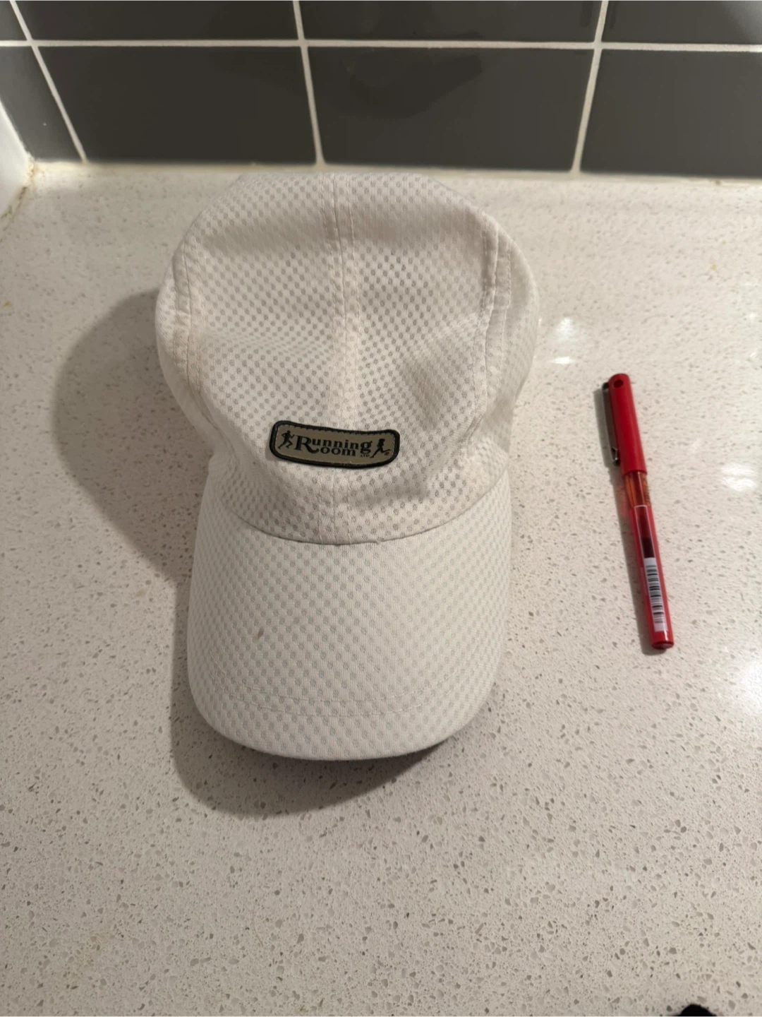 Running Room White Mesh Cap
