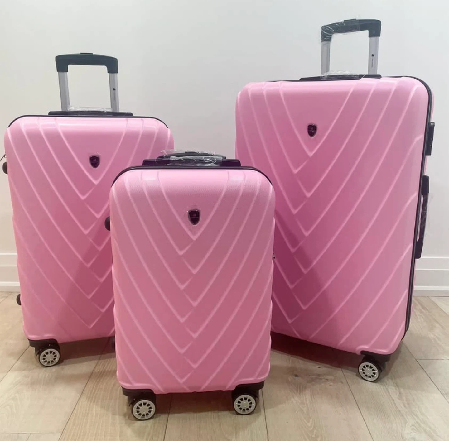 Rose Pink Brand New 3-Piece Luggage Set (20”/24”/28”)