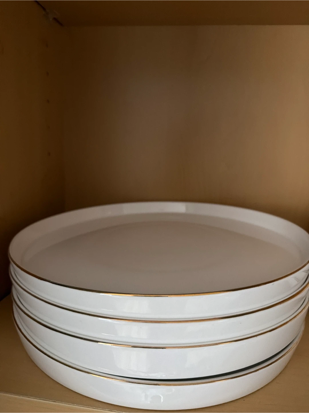 White Ceramic Bowls and Plates with Gold Rim - photo 2
