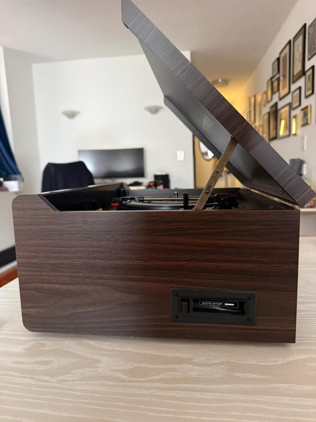 Victrola 3-Speed Turntable with Bluetooth - photo 5