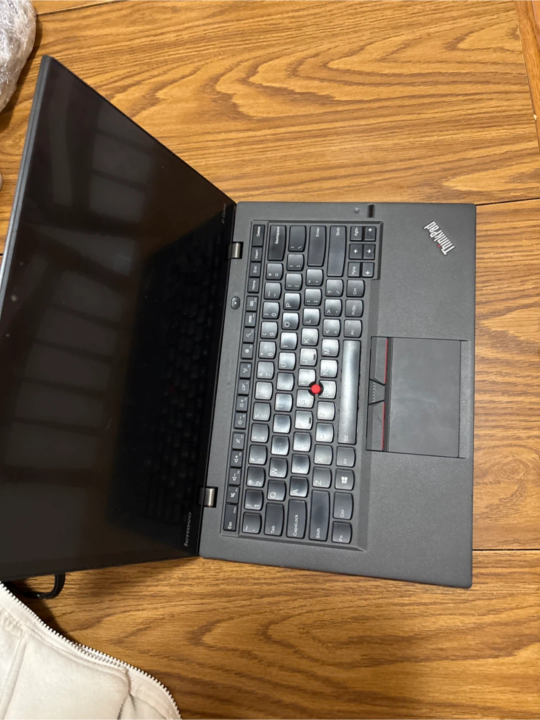Lenovo ThinkPad Laptop - photo 2