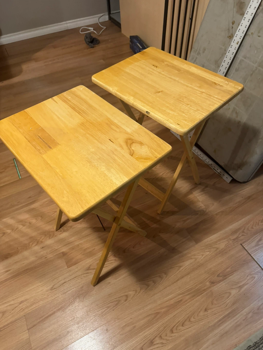 Set of 2 Wood Folding Tray Tables - photo 4