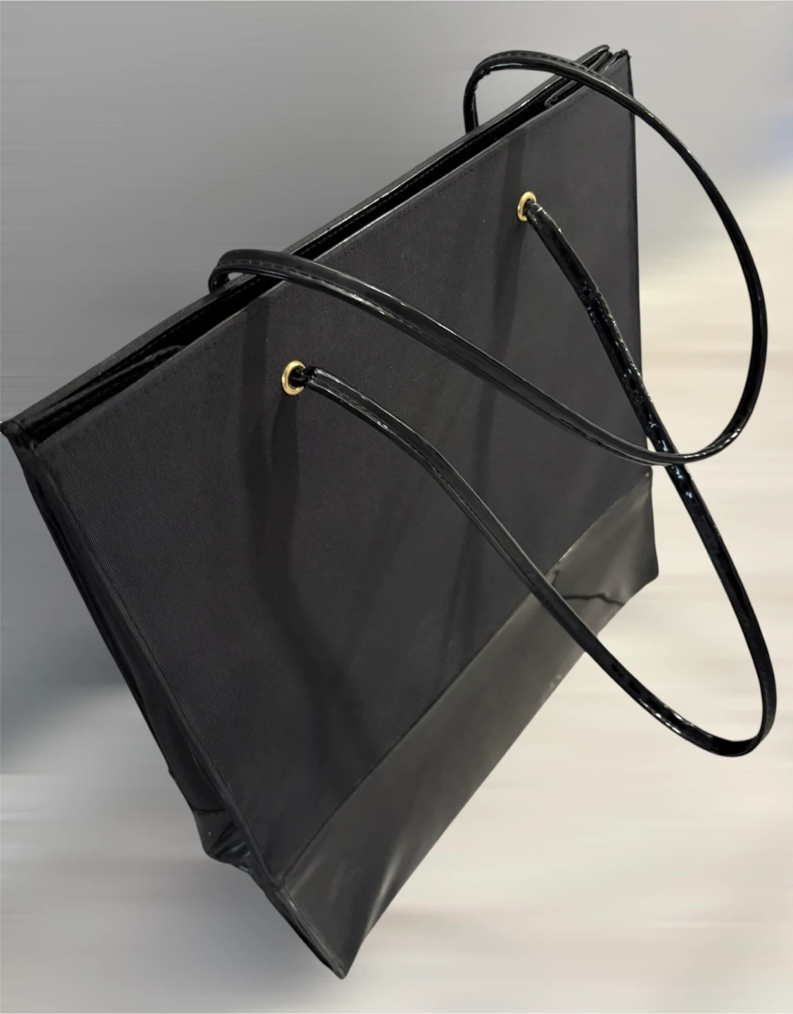 Black tote bag