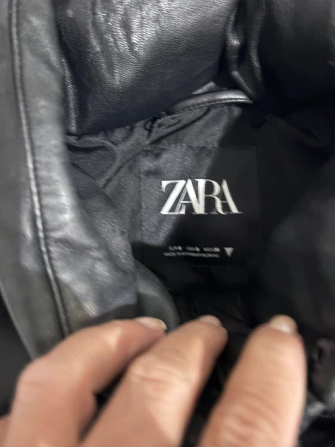 ZARA Black Puffer Vest - photo 2