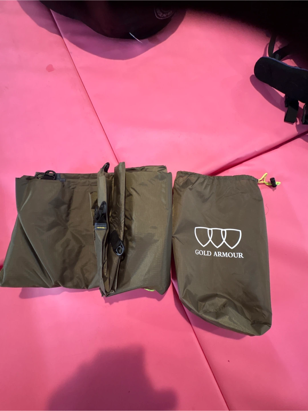 Gold Armour Camping Tent Stakes with Bag