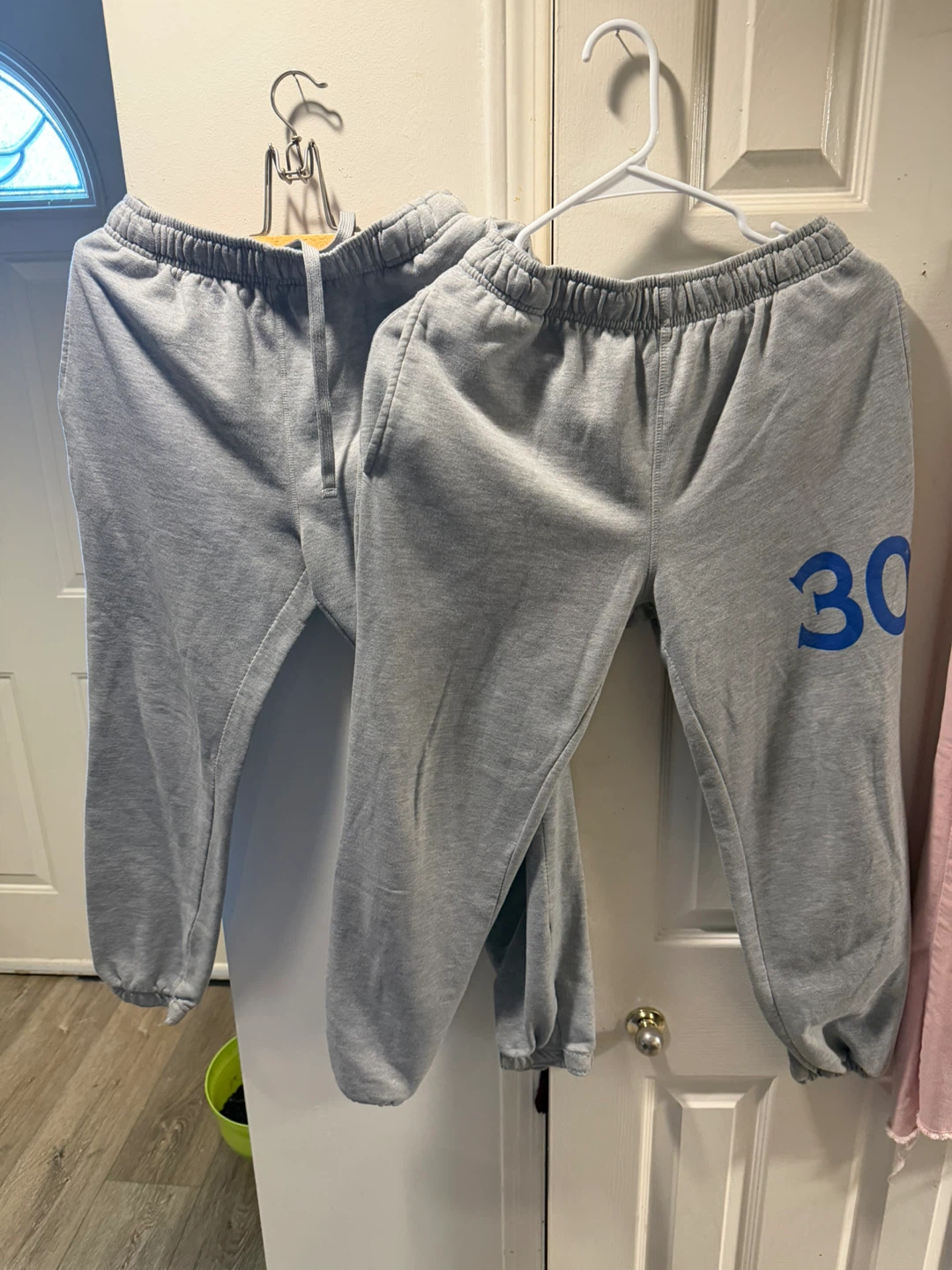 Bundle of Women's Pants - photo 4