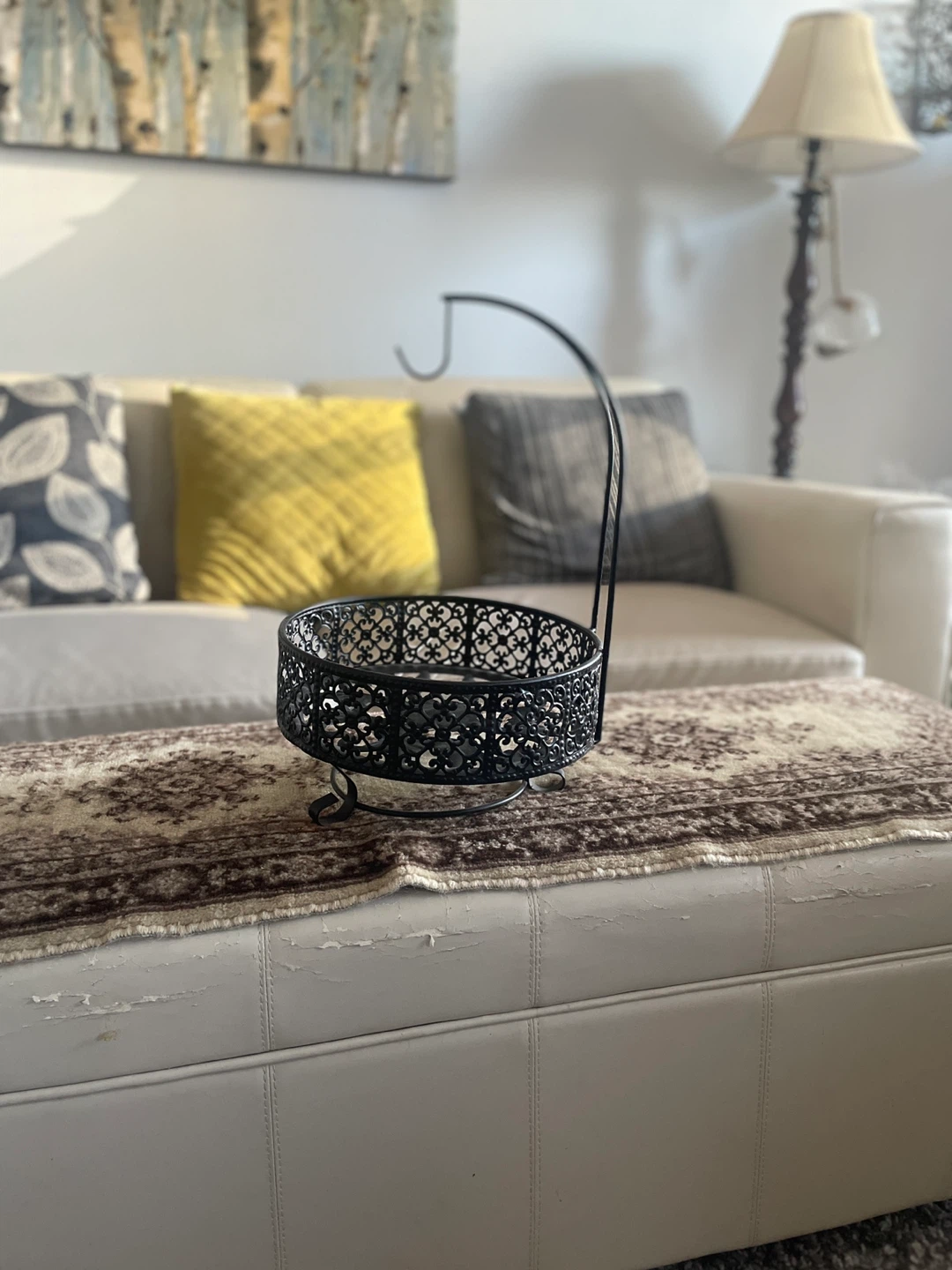 Decorative Black Metal Fruit Basket with Hook