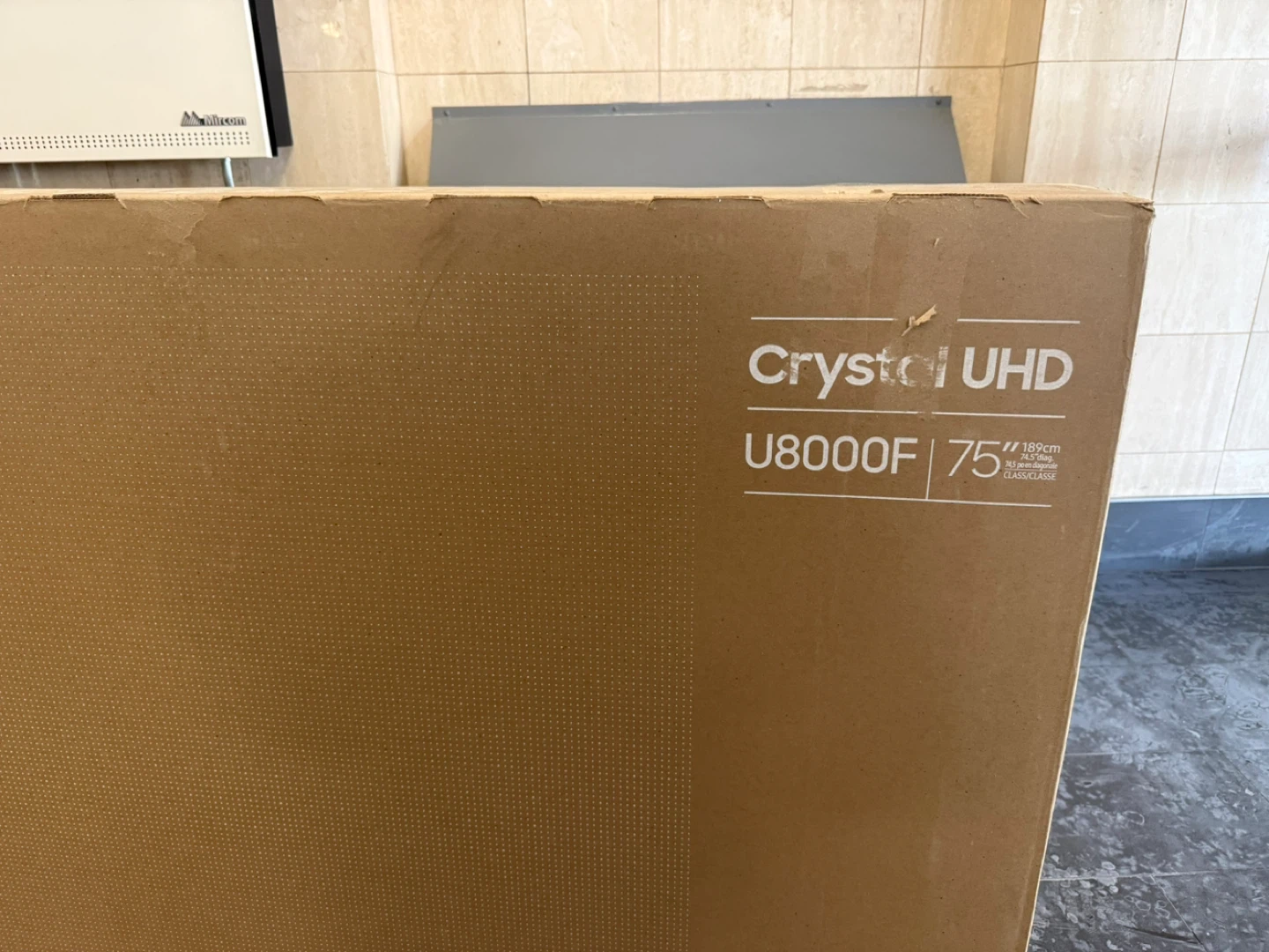 Samsung 75" Crystal UHD U8000F TV