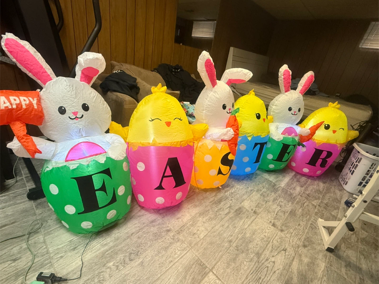 Inflatable Easter Bunnies and Chicks Yard Decoration - photo 5