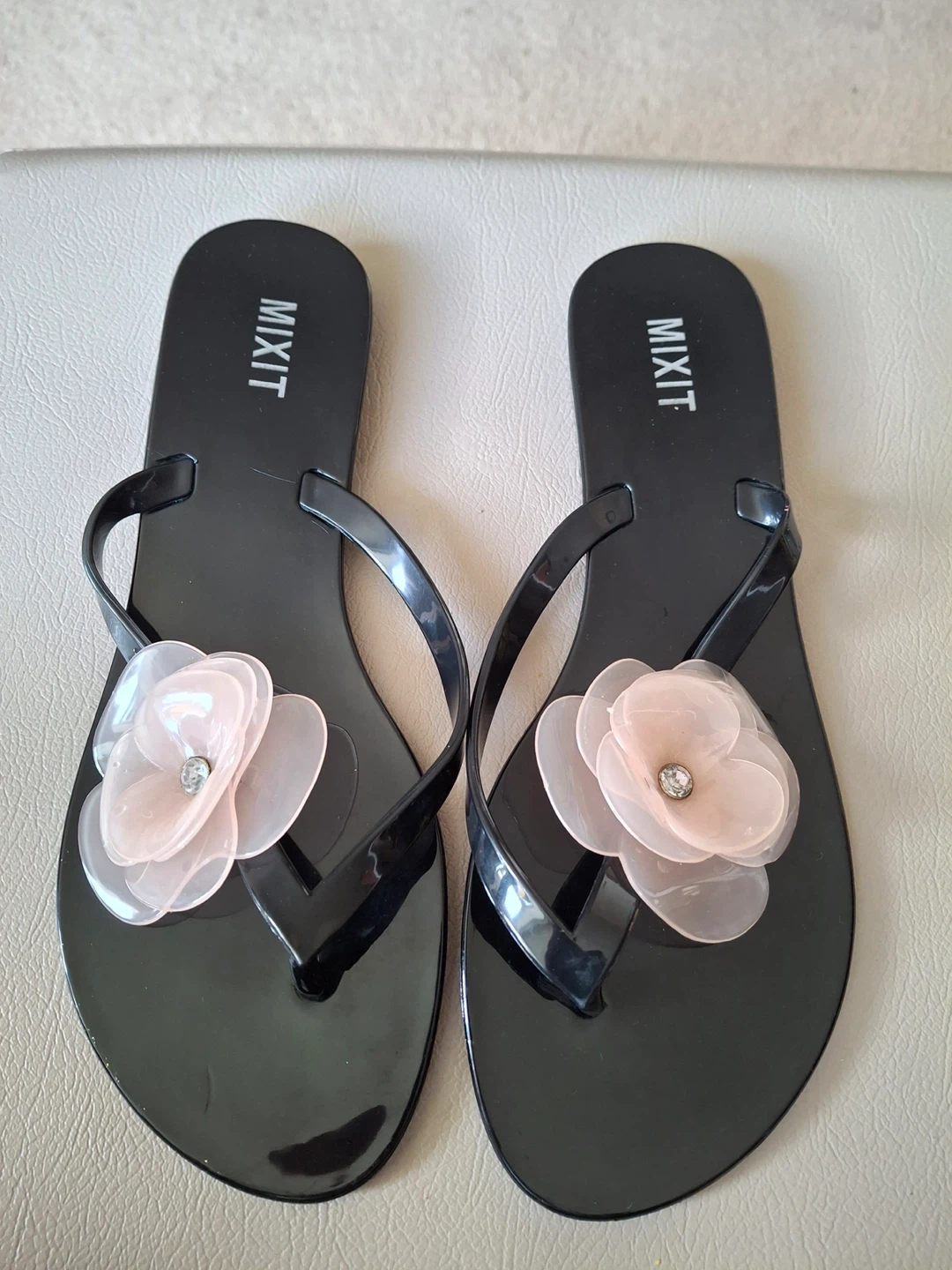 MIXIT black flip flops with flower detail (never been worn) - photo 4
