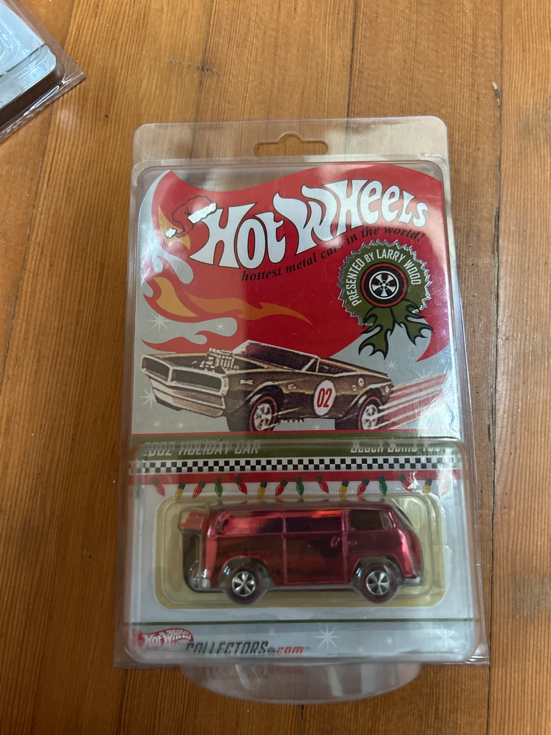 Hot Wheels 2002 Holiday Car Beach Bomb Too Red #4135/10000 - photo 5