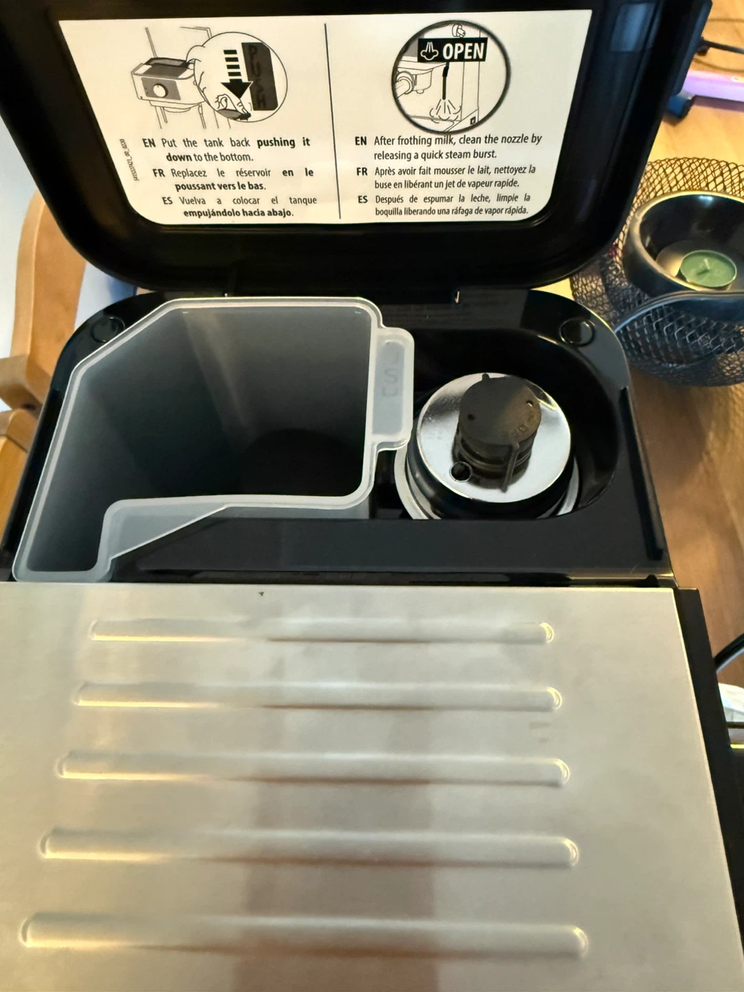 DeLonghi Stilosa Espresso and Cappuccino Maker - photo 5