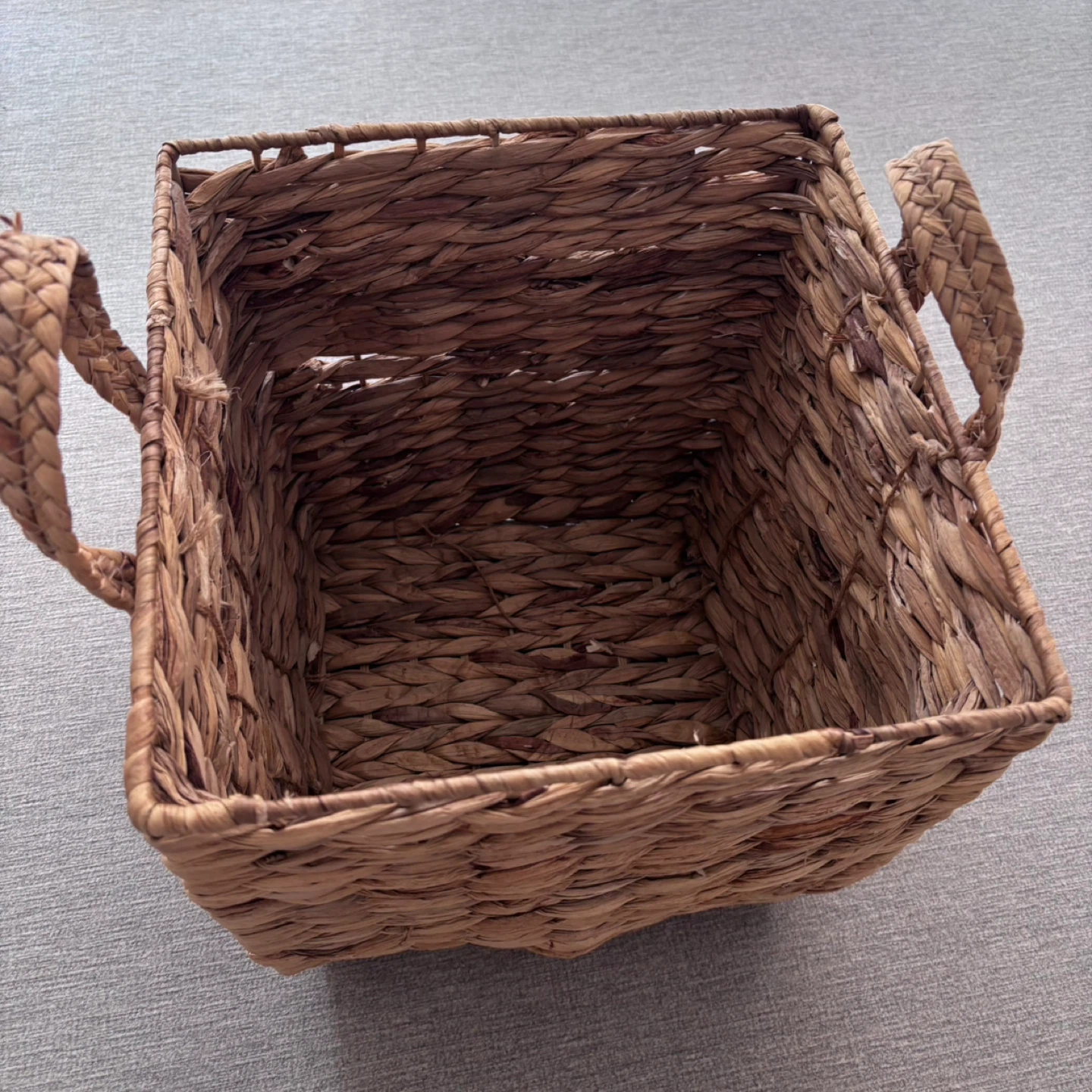 Woven Water Hyacinth Basket with Handles - photo 5