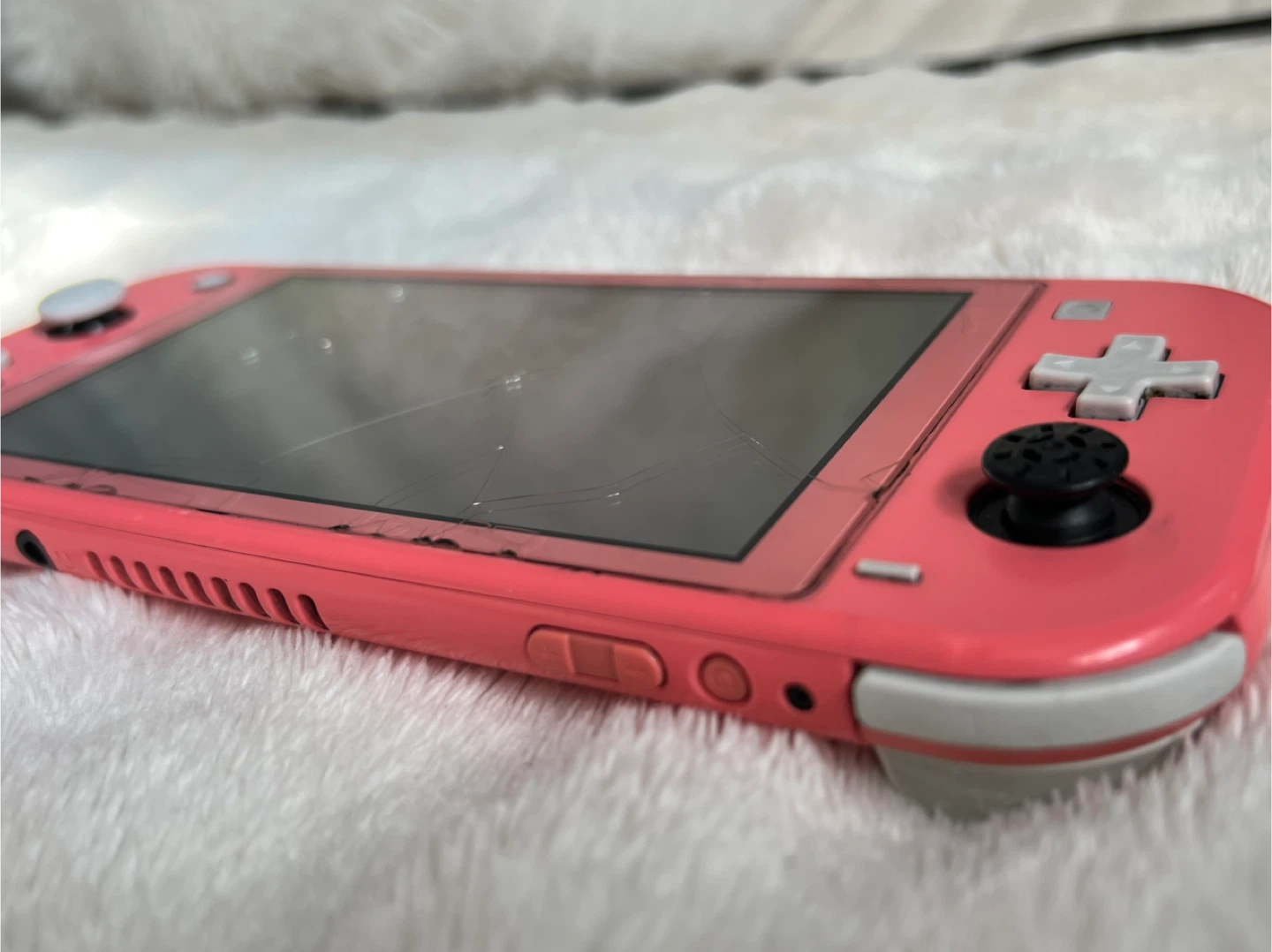 Nintendo Switch Lite Coral (Used) - photo 4