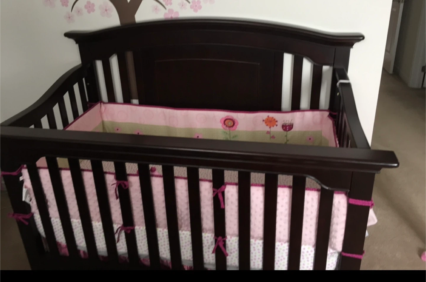 Baby Cache Windsor Crib - Model #8900 - photo 2
