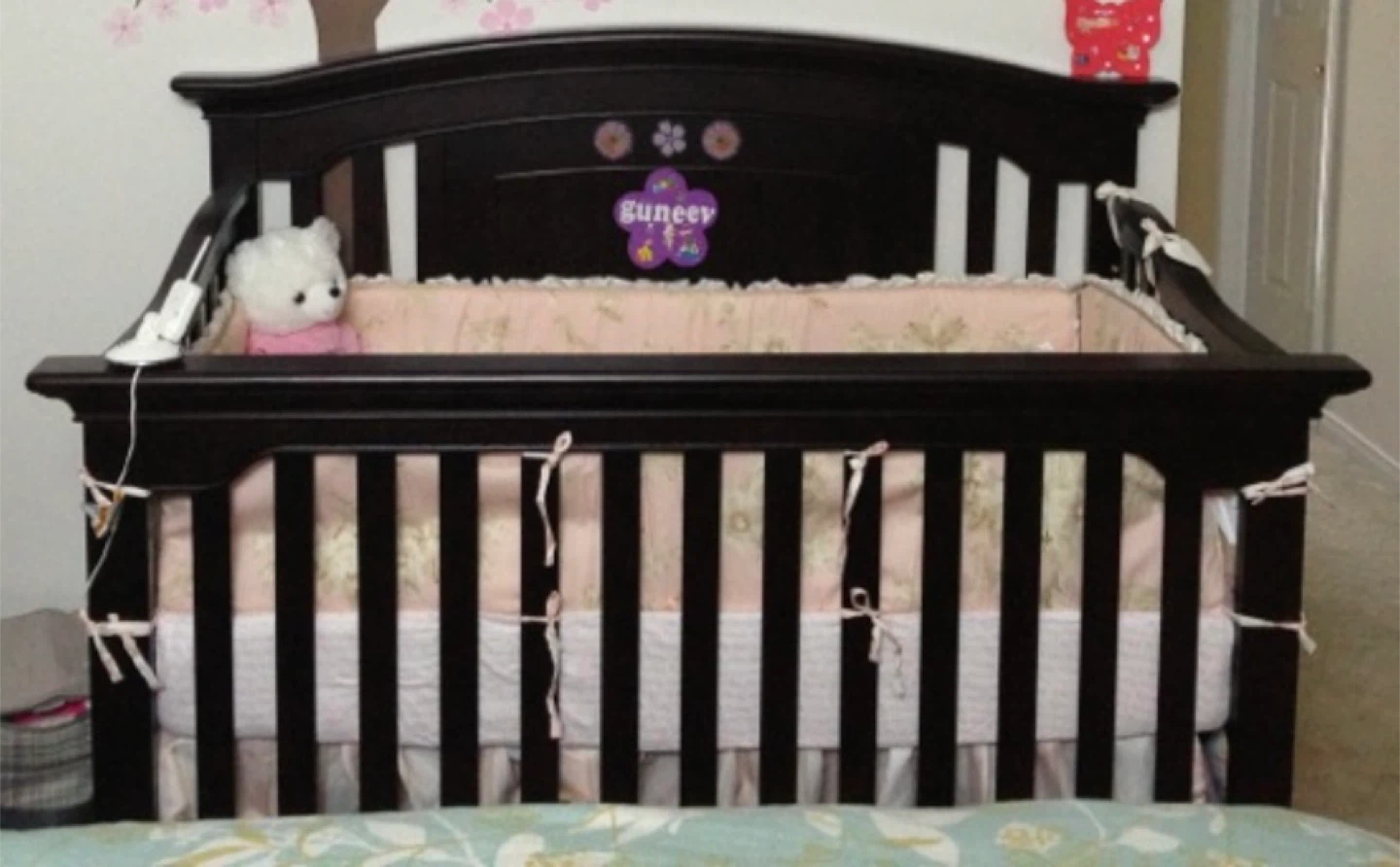 Baby Cache Windsor Crib - Model #8900 - photo 3