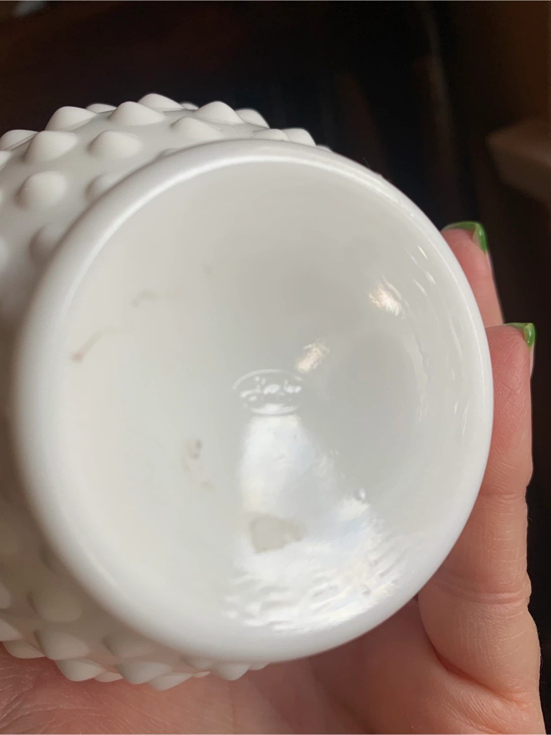 White Fenton Hobnail Milk Glass Vase with Ruffled Rim - photo 3