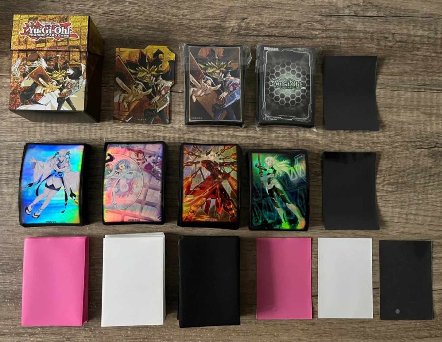 Yugioh - Deckbox & Sleeves