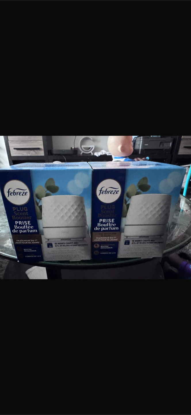 2 Febreze Plug Scent Boosters