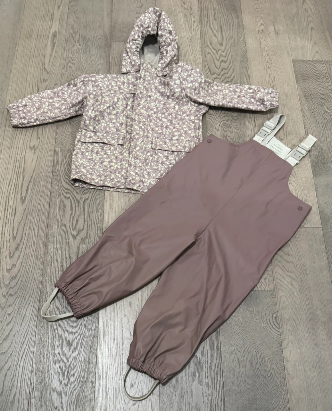 Like New! Wheat Kids Rainwear Set - Olaj Rose Flowers (2y)
