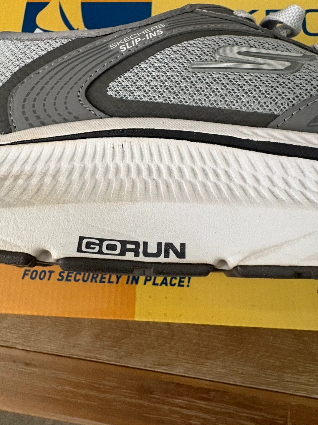 Skechers Hands Free Slip-ins GORUN Shoes - photo 3