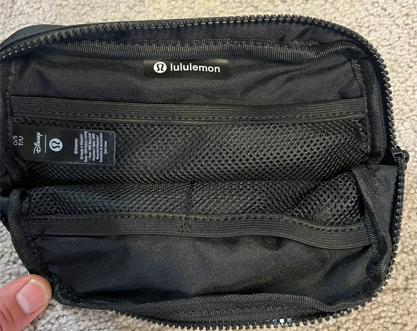 Lululemon x Disney Mickey Mouse Everywhere Belt Bag Black - photo 3