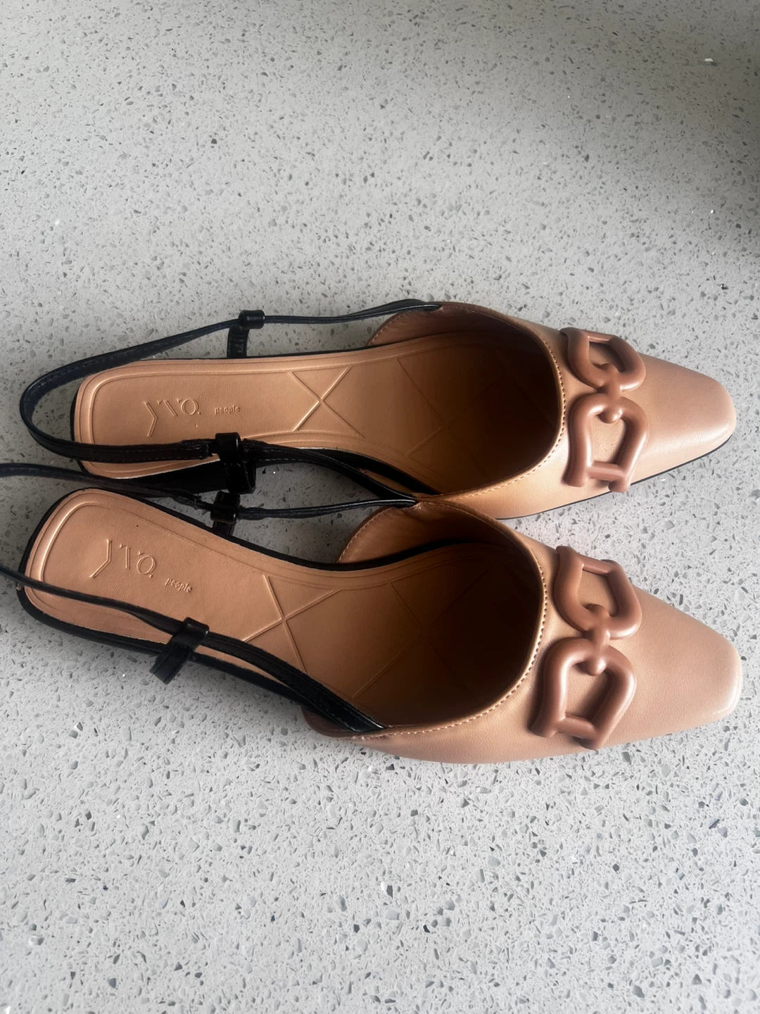 NEW Nude Slingback Flats Size 8 - photo 2