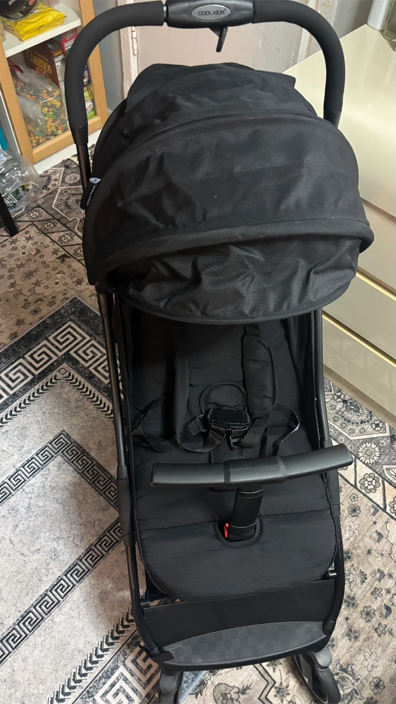 Cool Kids Black Lightweight Stroller - photo 4
