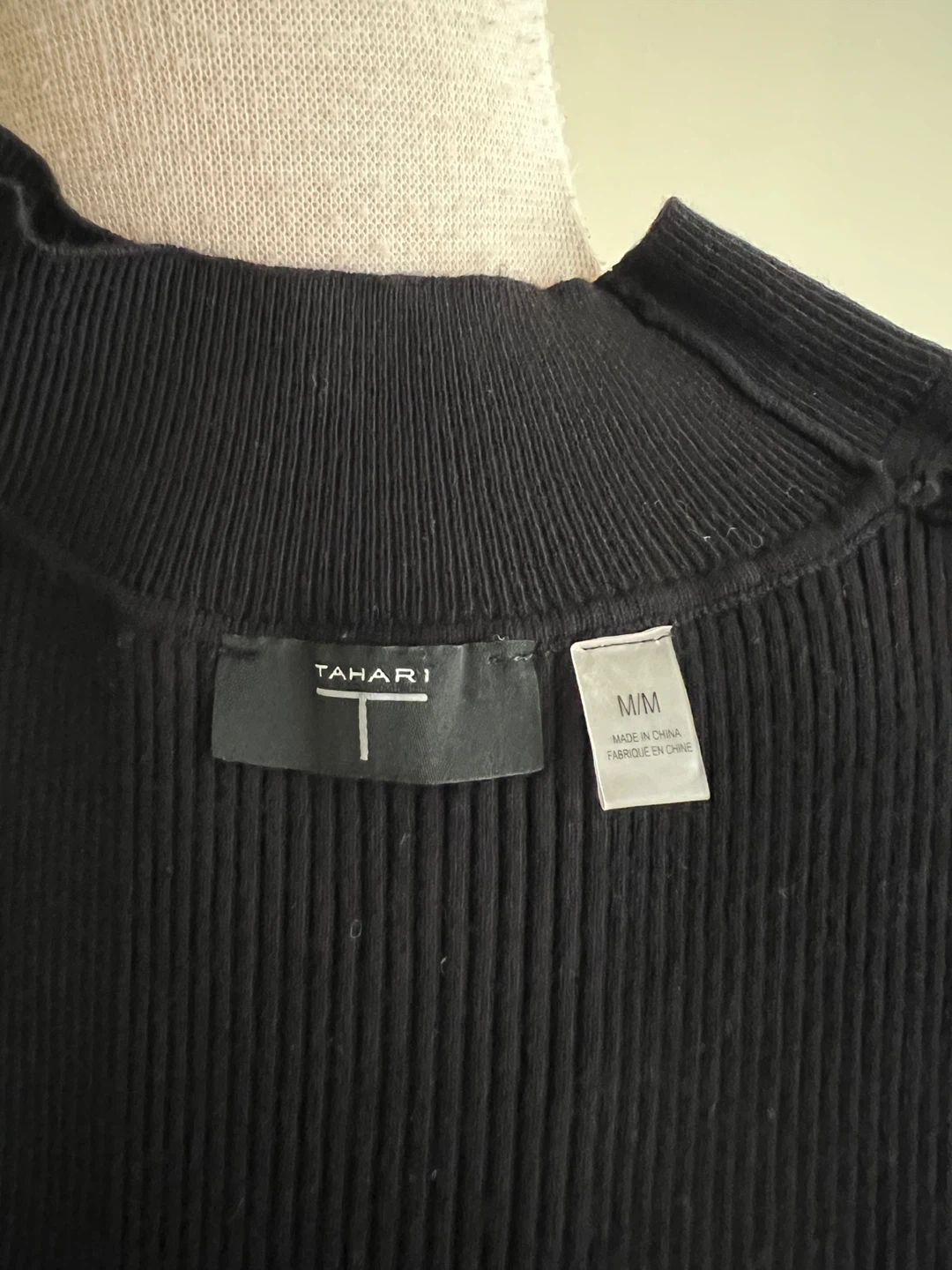 Black Sleeveless Mock Neck Ribbed Top - Medium - photo 4