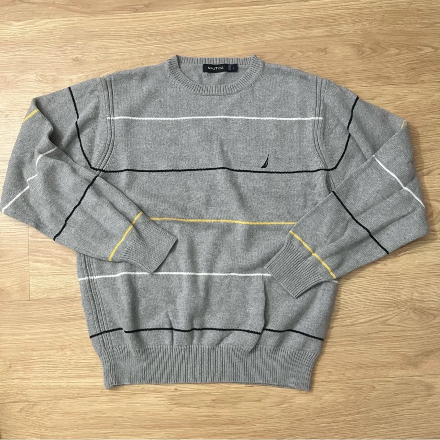 $10 EACH: Size L Men’s Sweater - photo 4