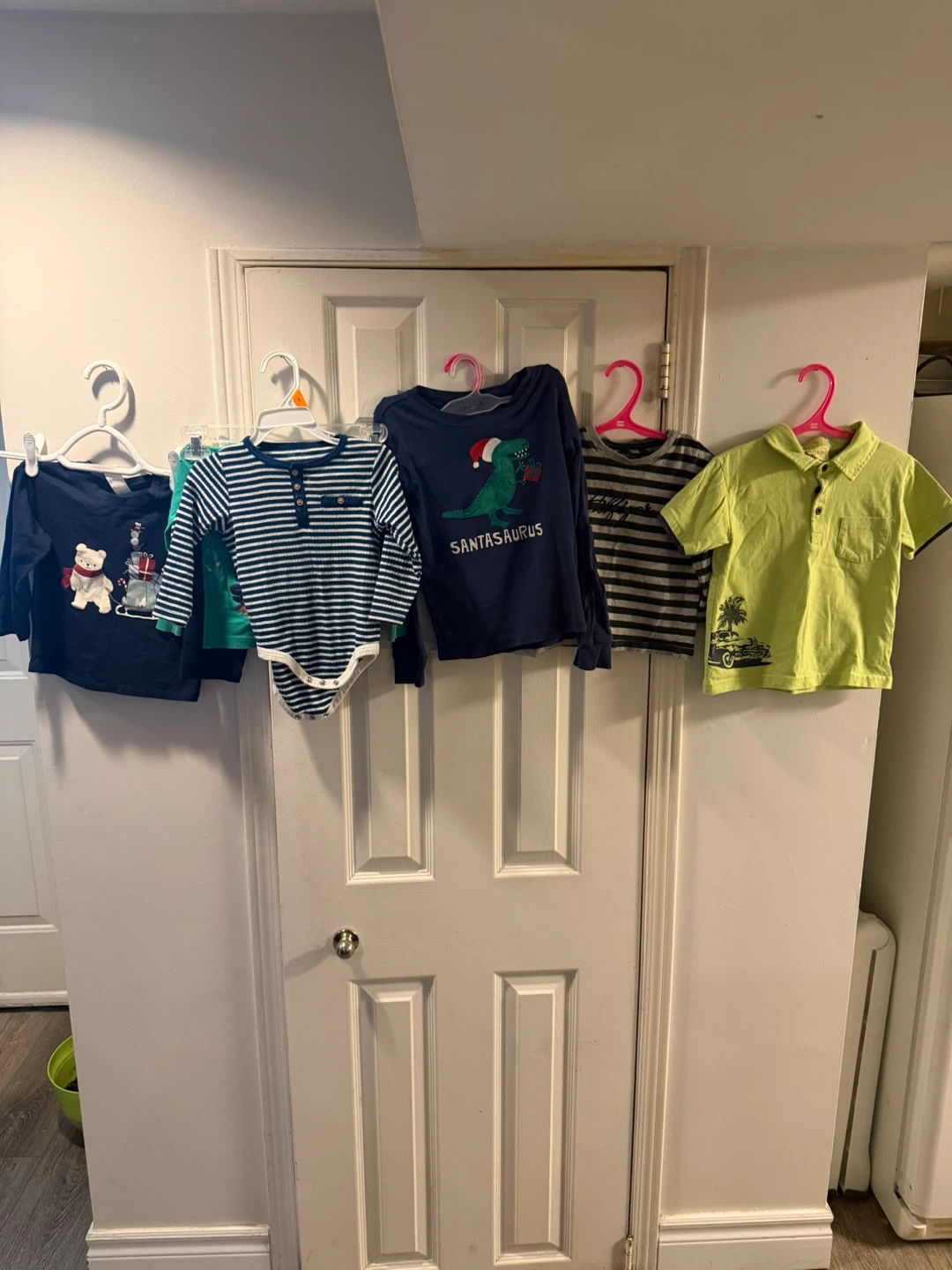 Bundle of 5 kids' long-sleeve shirts and one polo