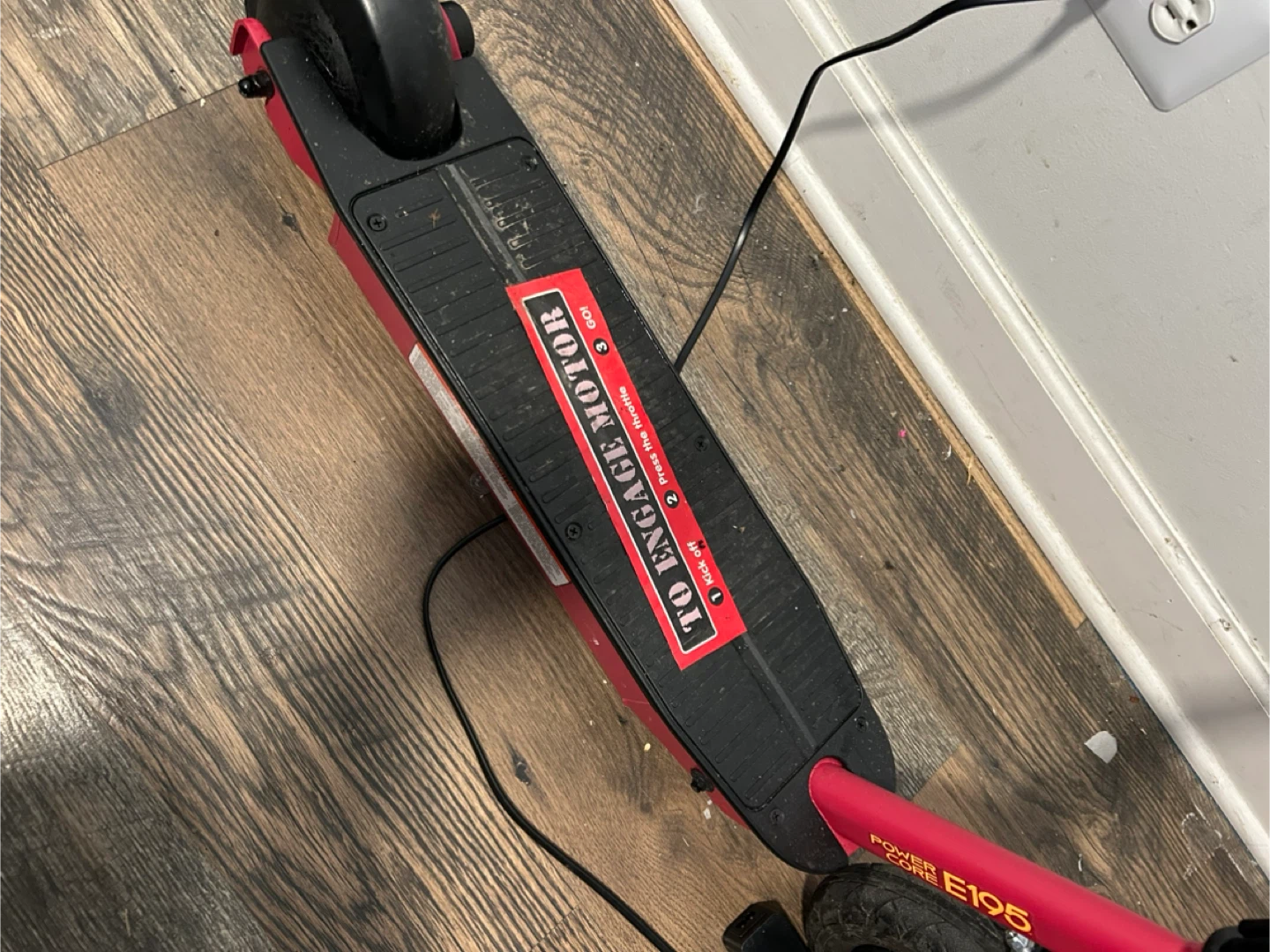 Razor Adults Electric Scooter Red E195 Power Core Tech - photo 2