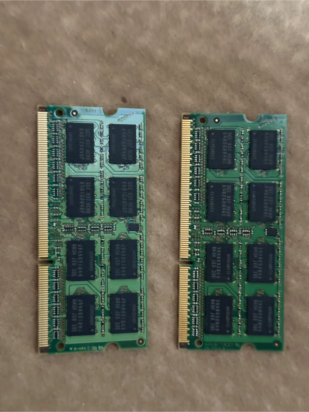 2x Samsung DDR3 RAM Modules - photo 2