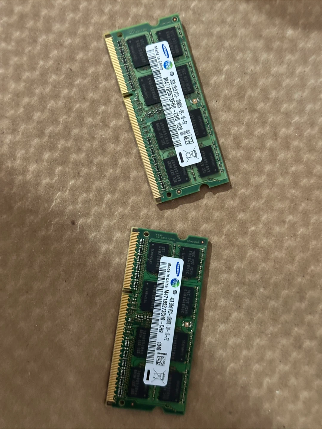 2x Samsung DDR3 RAM Modules