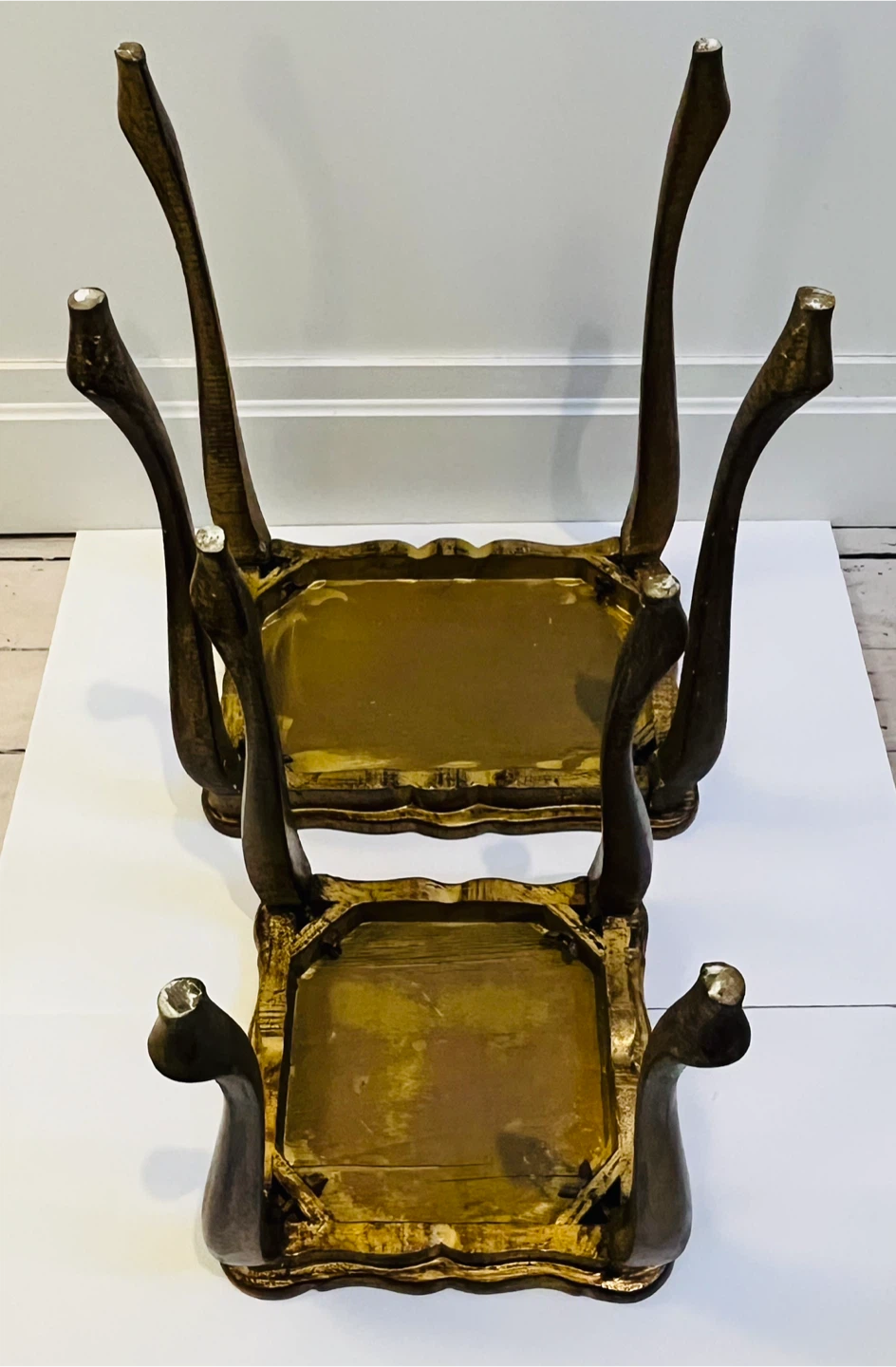 Pair of beautiful curated nesting tables. - photo 4
