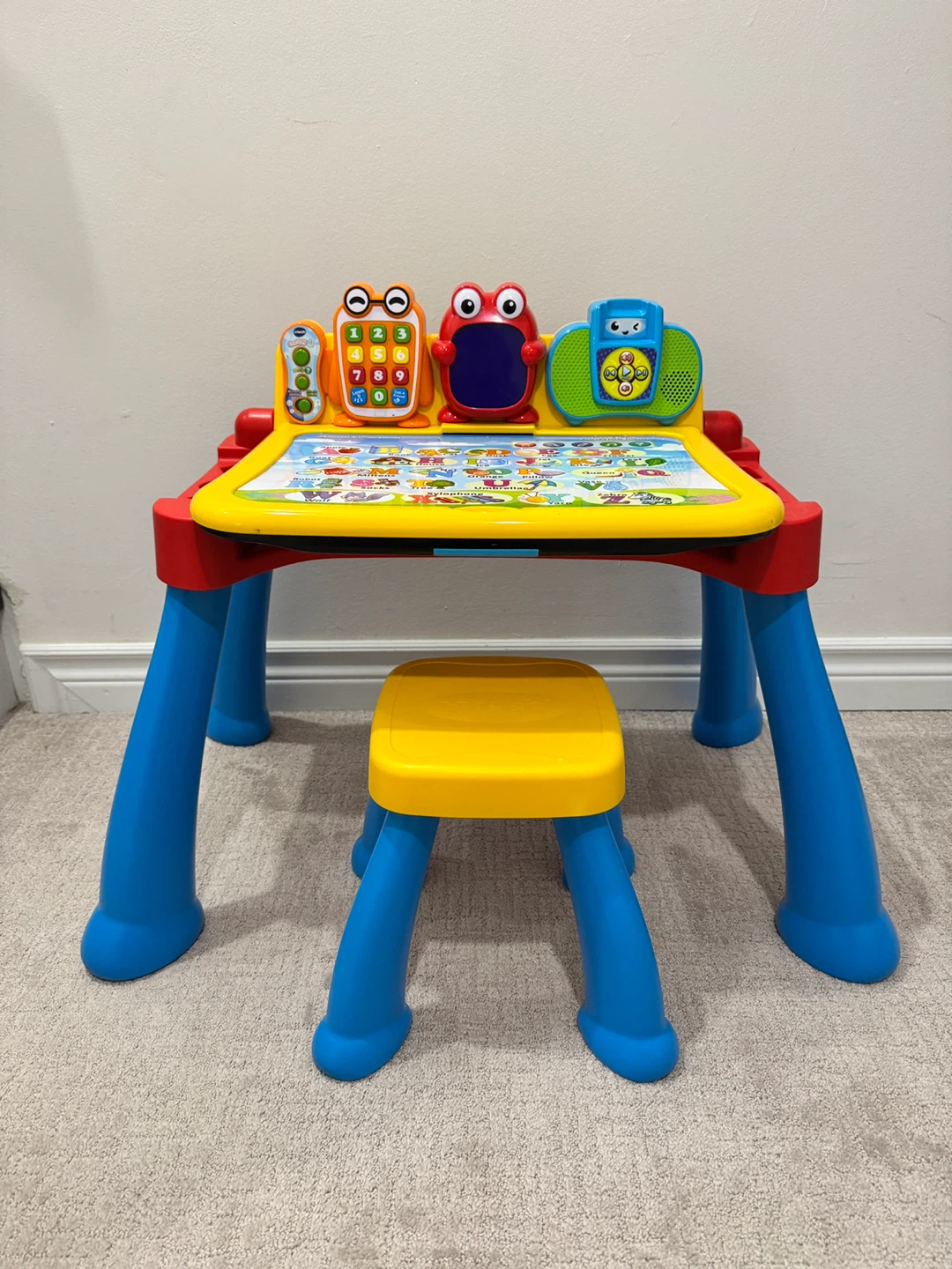 VTech Touch & Learn Activity Desk Deluxe