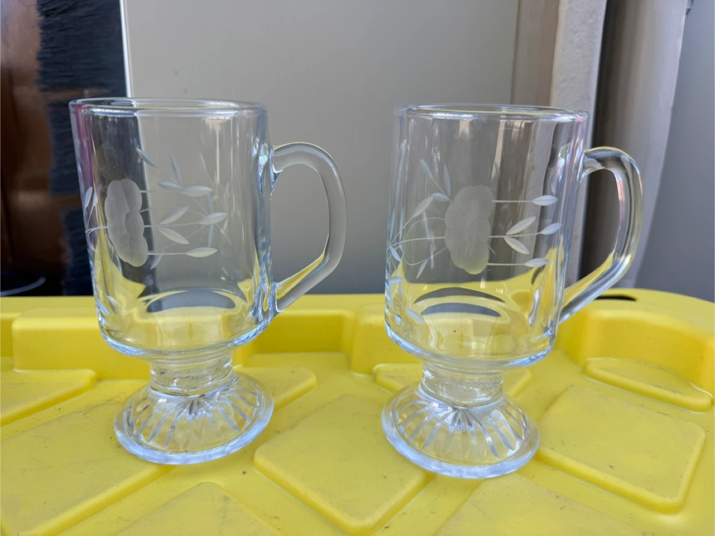 Glasses and dishes for sale - photo 4
